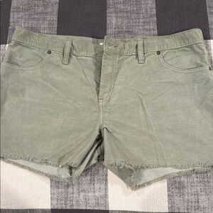 Carve Designs Green Cargo Shorts